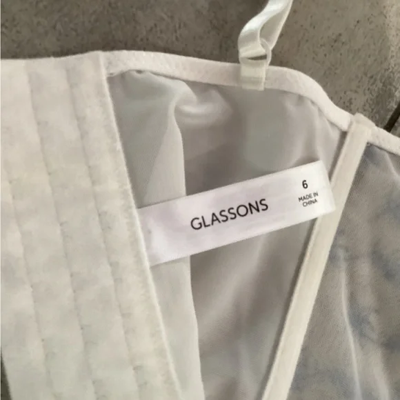 Glassons White and Blue Lace Bustier size 6like new #27-28 - Picture 4 of 4